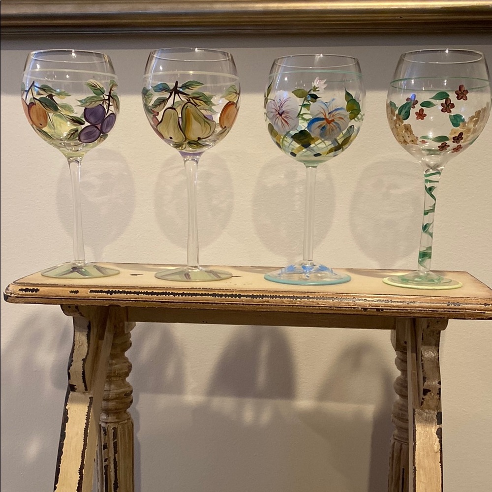 Hand painted wine glasses. Set of 4. Like new condition